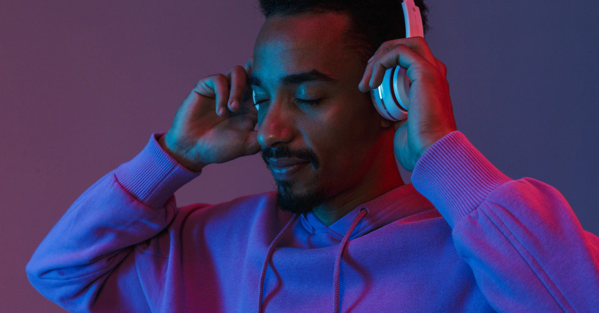 podcast_listener_photo_marketing_books